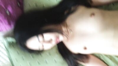 色魔摄影师潜规则外围美女模特