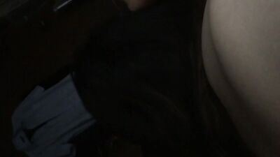 漂亮护士妹纸被情人迷晕群P轮操内射