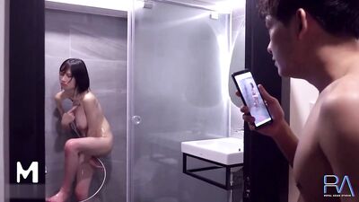 皇家华人-之沒想到被新房客熱情招待