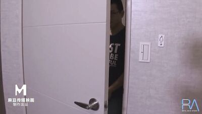 皇家华人-老婆卖身还债下部-打牌赌身价以老婆身体还债