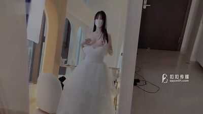 婚纱换装大作战-粉色情人