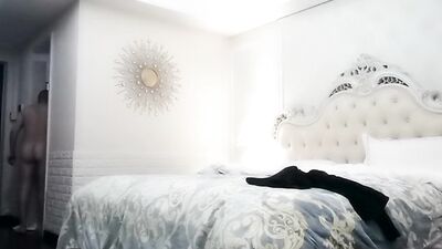 大款油哥酒店约外围偷拍极品奶茶妹直接给现金换上学生制服黑丝情趣内衣调情各种姿势草不停