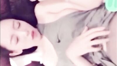 抖音百万粉丝女网红宸荨樱桃不雅视频流出